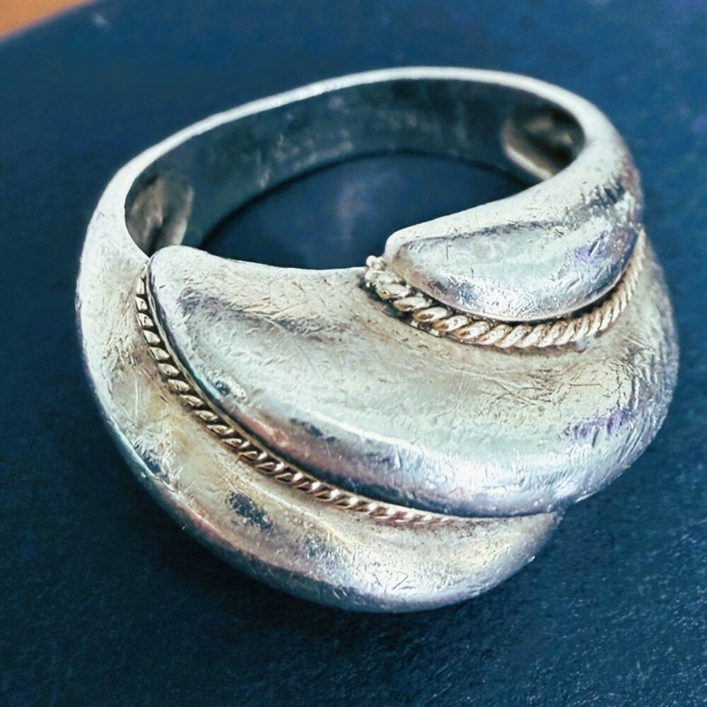 Vintage Tiffany & Co. Shrimp Dome Ring 925 and 14K size 4.5